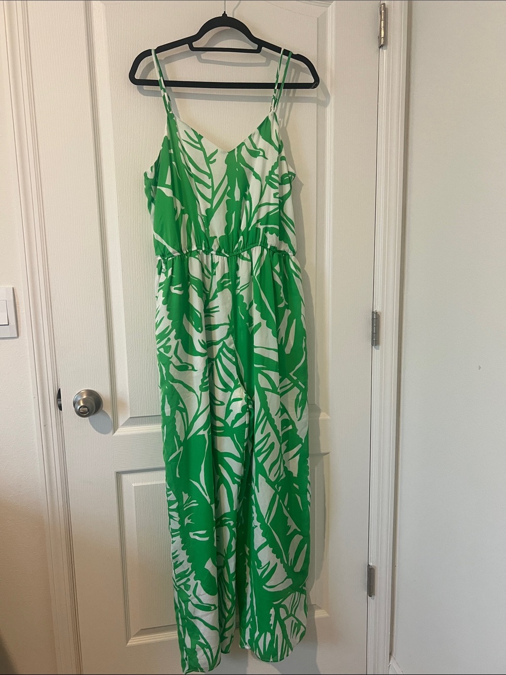 Lilly Pulitzer Green and White Leaf-Print Jumpsuit